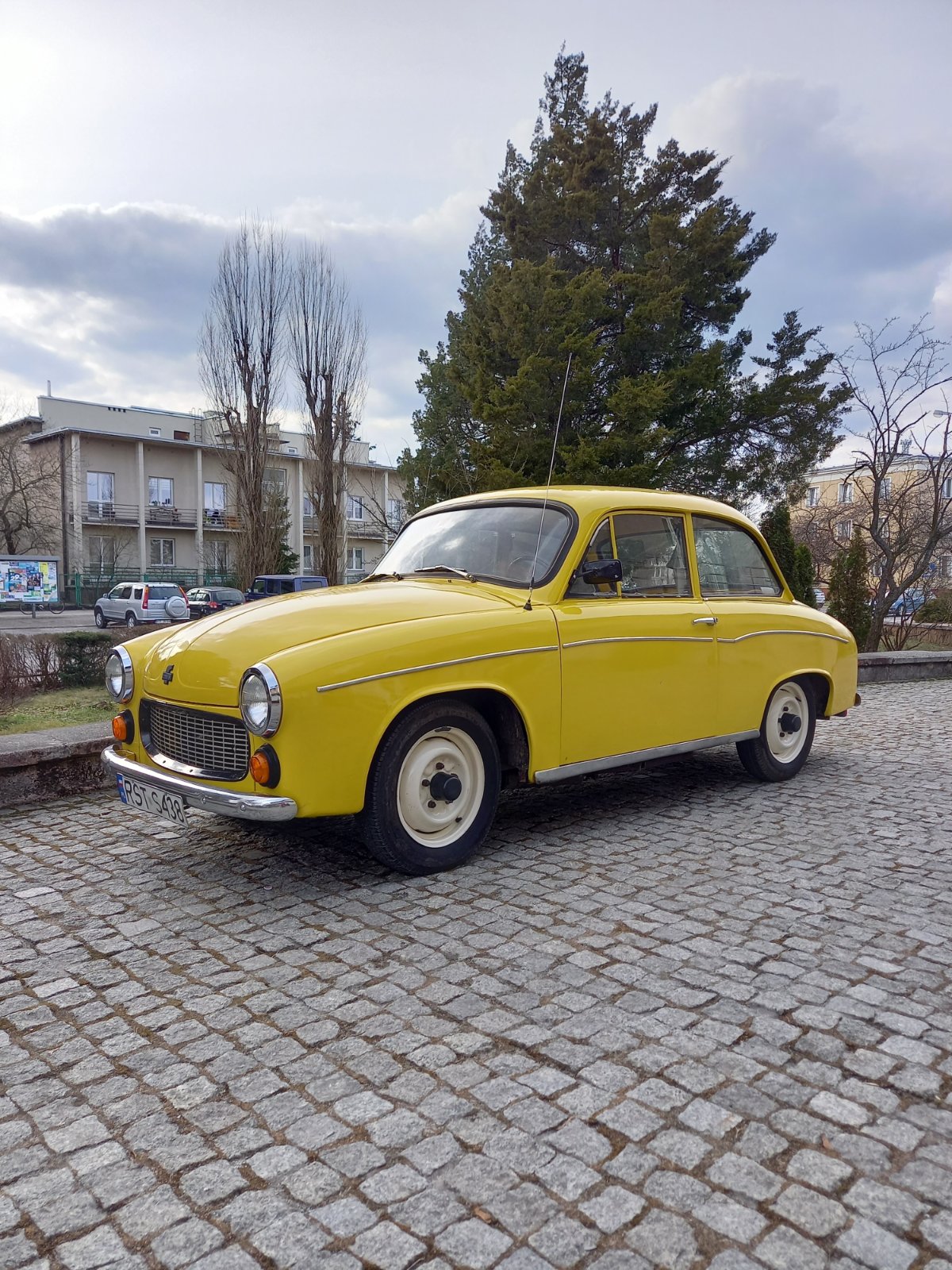 jane auto, rocznik 1996 — samochód klasyczny